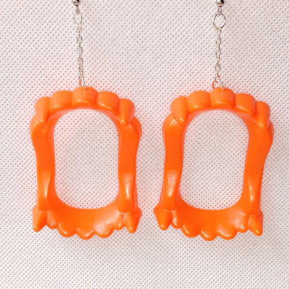 🎯 10 for $12 / Orange Vampire Teeth Earrings, Weird Handmade Earrings - Picture 4 of 10